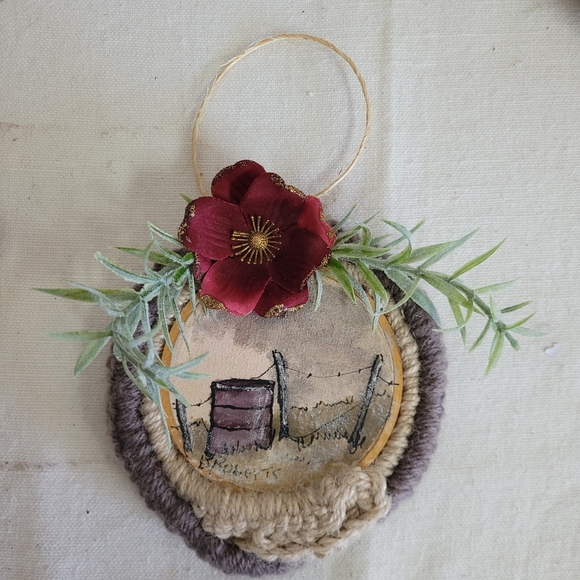 Christmas Ornament Hand Painted Macrame Upcycled - Picture 2 of 5